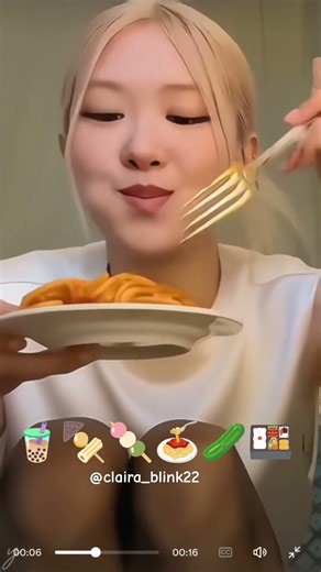 ROSÉ eating ASMR 🧋🥟 #blackpink #viral #kpop #youtubeshorts #blink #ytshorts #shorts