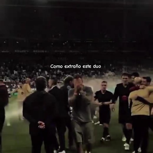 Videos de Livardo Jerónimo (@livardo_gt) con “back to friends - sombr”