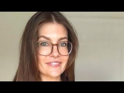 Softsparkling - Hefty Size Curvy Model 2025 | Bio, Wiki, Realities & Body Positivity Icon