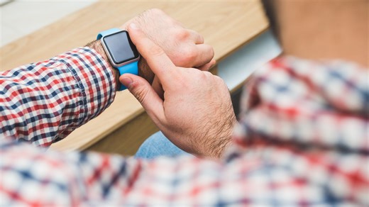 Scientists issue health warning to people who use Apple Watch after new research