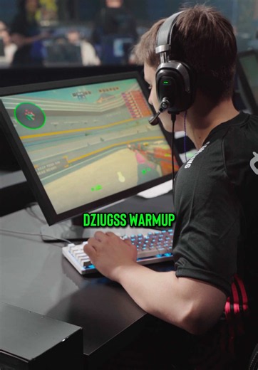 dziugss warming up before the match 🔥 #ESL #gaming #esports #counterstrike2 #iemcologne2026