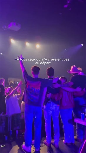 classe moyenne on Instagram: "Elle est sortie!!! ✨ #nouvelle #chanson #québec #collaborations #musique #fyp"