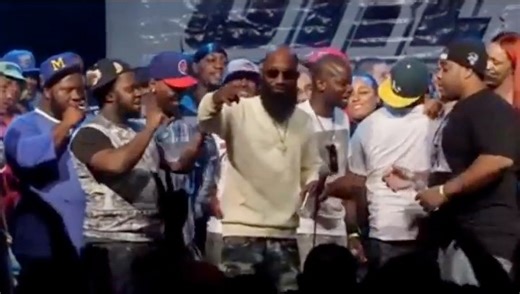 59K views · 3.5K reactions | Charlie Clips = Pure Comedy On Stage  #fblifestyle #battlerap #rapbattle #urltv #smackurl #battlerapbars #foryou #foryoupage #viral #Trending #funnyvideos | Viral Battle Rap Haymakers | Facebook