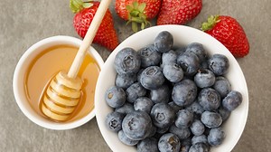 Pesticides in vegetables and fruit? What has the most, and what has the least?