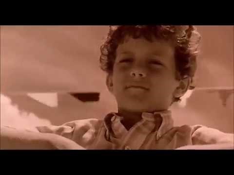 Splash (movie 1984) - Allen jump into the water (flashback scene)