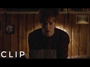 Dark S1E5-Jonas reads Michael letter
