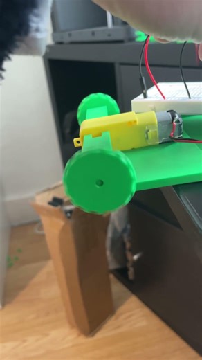 My 3D Printed RC Car Finally Drives Straight #shorts