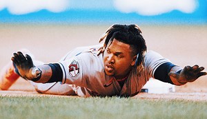 2022 MLB Playoffs: Guardians battle back to take Game 2, even ALDS with Yankees