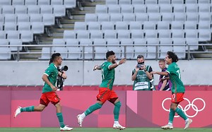 México golea a Francia y arranca firme en fútbol olímpico