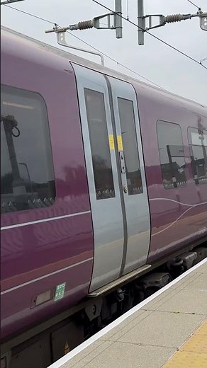 Class 360 departing Kettering on a Corby to St Pancras service