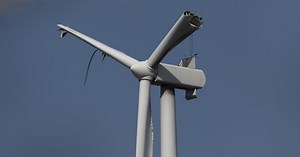 Manufacturer of faulty wind blades faces claims of data tampering, as Trump vows to end industry