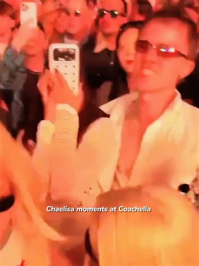 ROSÉ & LISA: Coachella Duo Performance