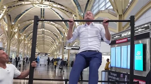 Trump administration urges healthier food, exercise at airports