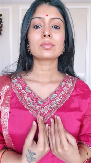 Sushmitha Ashwin on Instagram: "Got my hands on these beautiful chinnon shara suit and anarkali set from @swarnika.vastra 😍♥️ Check out their page for latest collection ♥️ #reels #trending #viral #mooguthihudugi #grwm #traditional"