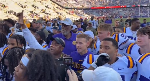 10K views · 319 reactions | You WOULD NEVER see Brian Kelly this emotional, nor the kids reacting this way with him. It’s fun when someone loves the school and not the opportunity the school affords them. Video credit Brian Holland | NBC 33. | By-U Sports | Facebook