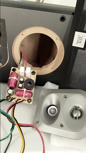 Home Cinema Speakers JBL ES10