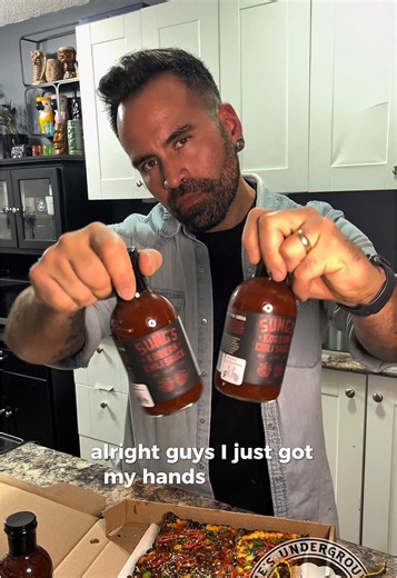 The Seoul Glow: featuring @sungthebadkorean ‘s Korean Chili Sauce 🔥 🔥 🔥 Gochujang vodka sauce, steak, butter miso kimchi, green onions, Serrano peppers, on a sesame seeded crust. If you haven’t tried some of Sung’s sauce yet, get your butt down to his page, go give him a follow, wish him a HAPPY BIRTHDAY, and order yourself a few bottles! #gochujang #korean #pizza #foodtok #tiktokfood