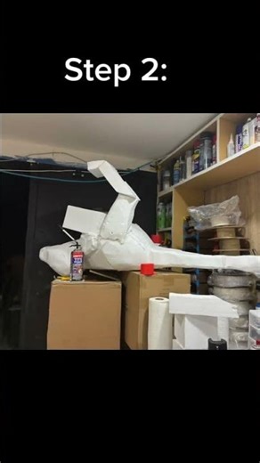 up to step 3! (making DIY pyroraptor) #jurassicworld #red-feathers #fypシ #dinosaurs #jurassicraft