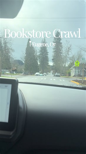 Calling all book lovers, take that trip to Oregon !!! 🗣️ #booktok #books #bookstore #oregon #eugeneoregon