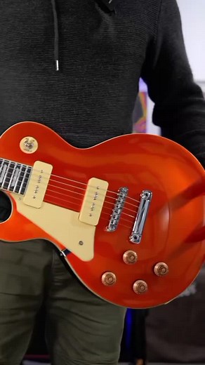 🔥The Artist AP59GT90 is back in stock 🔥 We've refreshed the finish on these to make them closer than ever to the classic gold tops of old 👀 Check out @intheblues demoing the older LP59GT90, which features the same coil-splittable stacked p90 pickups, roller saddles, and African Mahogany body as the new model 🤯