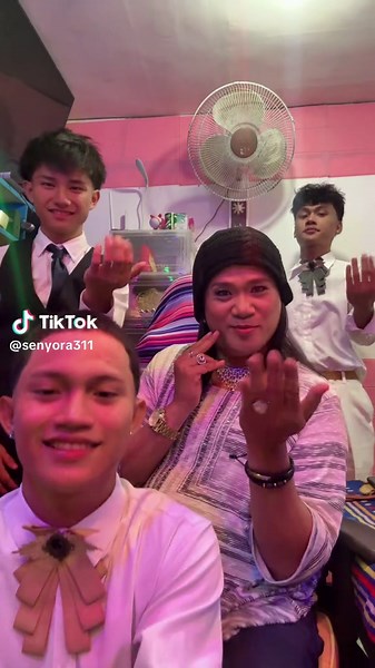 JS Prom: Captivating Moments and Dance Highlights