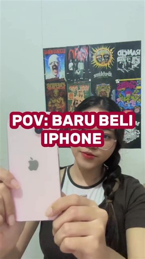 iPhone Jogja Termurah & Bergaransi on Instagram: "Makanya jangan buru-buru pulang guys, kalau beli di @ispare.id bisa diajarin dulu padahal untuk pengguna baru. Info aja shopkeepernya, tanpa biaya tambahan loh layanan ini🙈✌️ Semua hp sudah fullset (charger, handsfree, manualbook — isi sesuai kelengkapan hp). Garansi signal, service, human error, dan battery selama 1 bulan. Garansi ganti unit 1 minggu. Sudah free temper glass, casing, bikin icloud, dan pindah data. Sangat full service🤪 Boleh kr