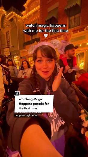 Frozen Float Magic Happens at Disneyland Parade