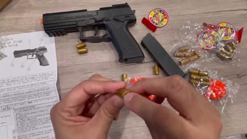 Toy Gun with Automatic Reloading Rebound Shell Ejecting and Soft Foam Blaster, Ideal for Shooting Games, Education Model Toys, Gift for Kids Boys Girls