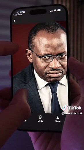 Blurry Photos to 4K: Restore Old Photos with AI (Free!)