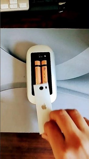 How to replace battery in apple mouse