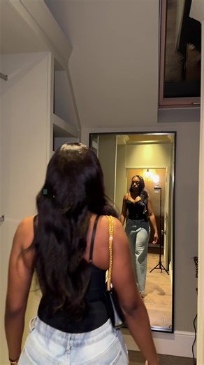 Living in a Walk-In Closet: A Fun Perspective