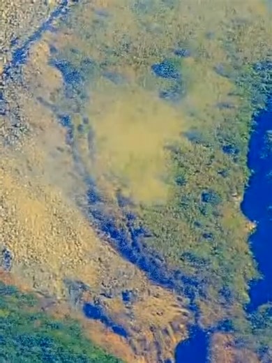 Mayon is awake again and she’s putting on a show. Lava is spilling from the summit, glowing rivers tracing her perfect cone while ash pulses rise into the night sky. Locals are on alert, seismic activity is climbing, and that steady degassing at the base tells us magma is still pushing upward. This isn’t just an eruption — it’s a reminder of how alive the Philippines’ most iconic volcano really is. Stay safe, stay informed, and watch the story unfold in real time. 🌋🔥#MayonVolcano #VolcanoErupt