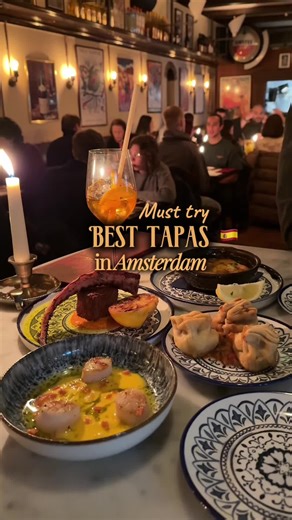 Mijn type winter date: tapas, Spaanse vibes en gezelligheid. Gracias Tia, hasta pronto 😘. #tapasamsterdam #restaurantamsterdam #tiarosa #amsterdamtips #paella @Tapas Tia Rosa Amsterdam @eatsandouts