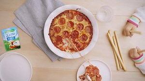 1M views · 38 reactions | A cheesy Ranch pizza dip that’ll make your pizza heart swoon and savor every oozing bite. | Hidden Valley Ranch | Facebook