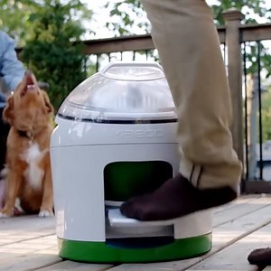 3.3M views · 30K shares | This foot-powered washing machine uses minimal amounts of water -- and no electricity  | In The Know | Facebook