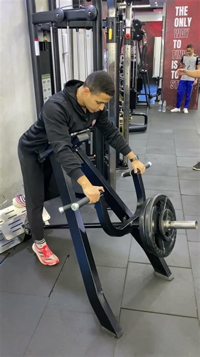 lever lying T-bar row