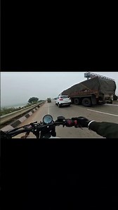 piche se thok diya🥲 #guerrilla450 #automobile #royalenfieldindia #bike #motorcycle #himalayan450