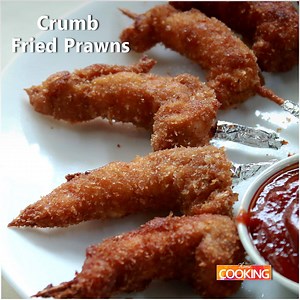 Crumb Fried Prawns FULL RECIPE: https://goo.gl/0nvf0S Watch more: http://21frames.in/homecooking Subscribe Youtube: youtube.com/user/VentunoHomeCooking Follow us on Instagram: instagram.com/homecookingshow #CrumbFriedPrawns #Crumb #Fried #Prawns #FriedPrawns #prawn #yummy #seafood #recipes #nonvegstarters #nonveg #cooking #homecooking #tasty #facebookrecipes #facebookvideo #breadcrumbs | Home cooking