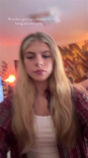 laura <3 (@laura.samuels)’s videos with Mary Jane's Last Dance - Tom Petty And The Heartbreakers