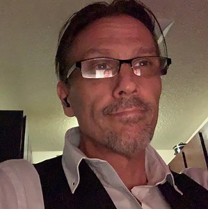 Professional Game Master - Grant | StartPlaying