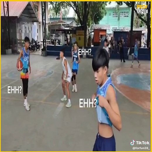 Laftrip Pinoy Basketball Funny Moments 😂🤣😂 F: Professor Junie #basketball #funnymoments #funnyvideos #basketballfail #pinoy #trending #tiktokviral #fyp #fypシ゚viral