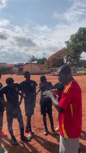 Vidéos de GATE CITY FC (@gate_city_fc) avec son original - E🎙W__lyrique_off