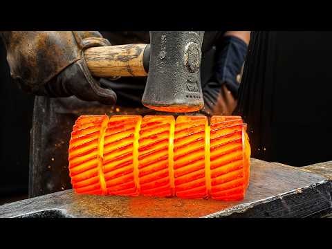 From Car Gears to a Blade — Forging Damascus From Car Gears!