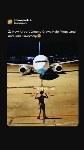 👨‍✈️ Ever Wonder How Pilots Park Planes So Perfectly? Here’s the Secret! 😍 #shorts #trending #viral