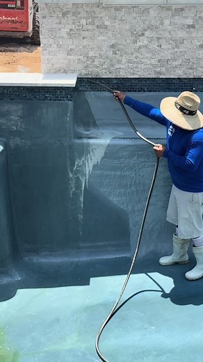 Acid Wash Techniques for Fresh Plaster Pools