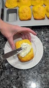 Stabilized Whipped Cream Frosting #frosting #lemon #cake #whippedcream