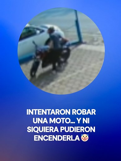 Intentaron robar una moto… y ni siquiera pudieron encenderla 🤦‍♂️💥. La fallida hazaña ocurrió sobre la avenida Emiliano Zapata, en Cuernavaca, Morelos y todo quedó captado en video. #tiktokinforma #Tiktokmehizo #Viral #Asalto #Motociclista