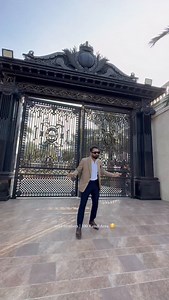 Always brings exclusive for you 🥵🔥 Full mansion tour available on our YT. . . . for your dream house construction and design services contact Syed Brothers Pakistan. UAN : 92-321-3444450 . . #mostexpensive #luxurymansion #luxuryvilla #mansion #villa #luxuryhomes #syedbrothers #interiordesign #pakistan #uk #usa #california #architecture #homesweethome #explore #property #dubai #millionaire | Syed Brothers Pakistan