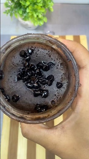 5-Min Chocolate Mug Cake 🍫| No Oven, Super Soft & Gooey 😍#shortsfeed #easyrecipe #food #foodie