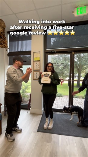 When you walk into work after getting a ⭐⭐⭐⭐⭐ review! 😎👏 The team’s cheering you on — and you’re owning it! #FiveStarService #TeamSpirit #HiltonHeadExterminators | Hilton Head Exterminators